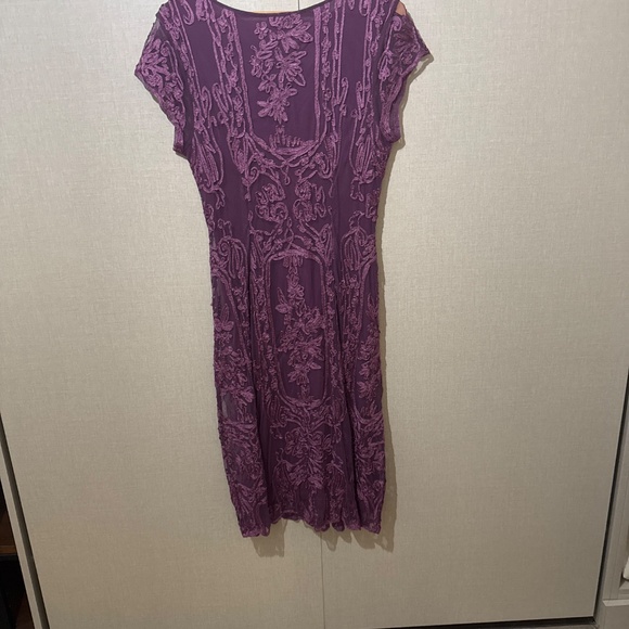 Dress - Picture 3 of 5